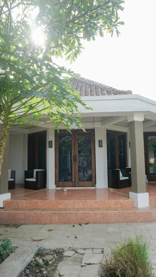 Villa Dende Lombok Tanjungkarang ภายนอก รูปภาพ